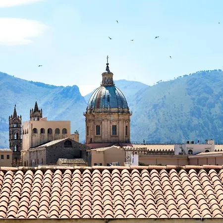 Mit Herrlichem Blick Auf Kathedrale Apartment Palermo